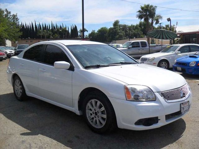 2012 Mitsubishi Galant FE 