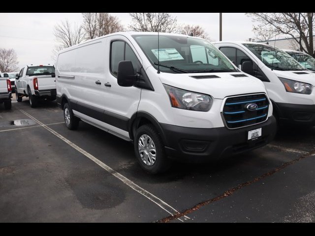 2023 Ford E-Transit Chesterfield MO