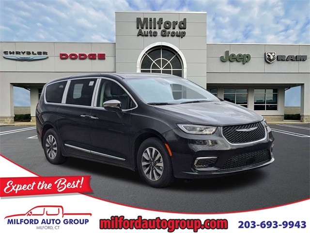 2023 Chrysler Pacifica Milford CT