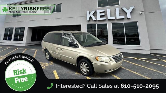 2006 Chrysler Town & Country Emmaus PA