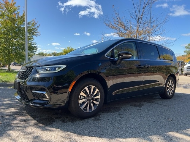 2023 Chrysler Pacifica Madison WI