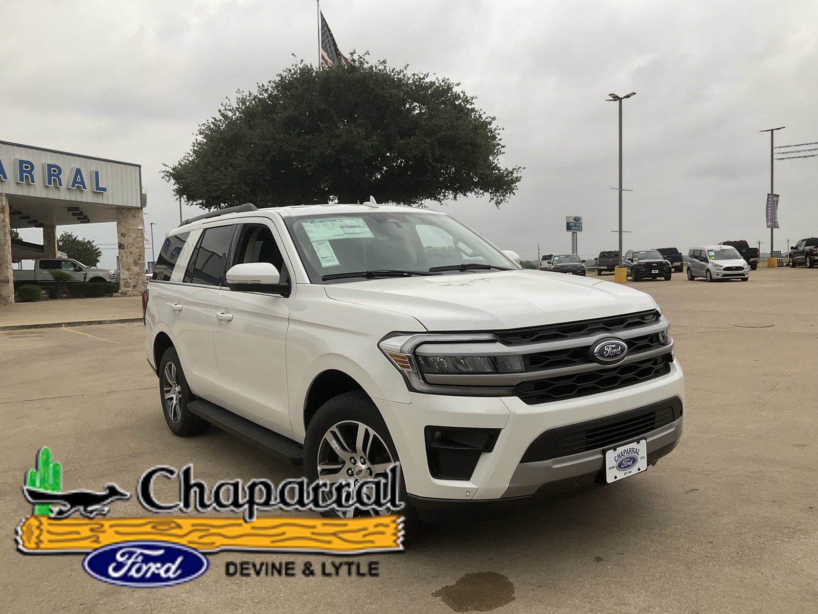 2024 Ford Expedition Devine TX