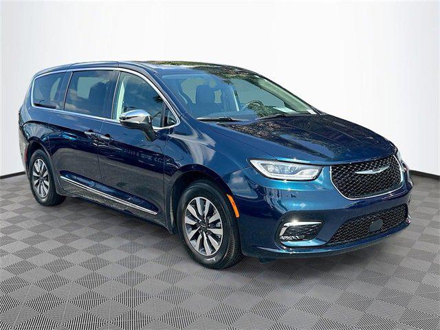 2023 Chrysler Pacifica Clearwater FL
