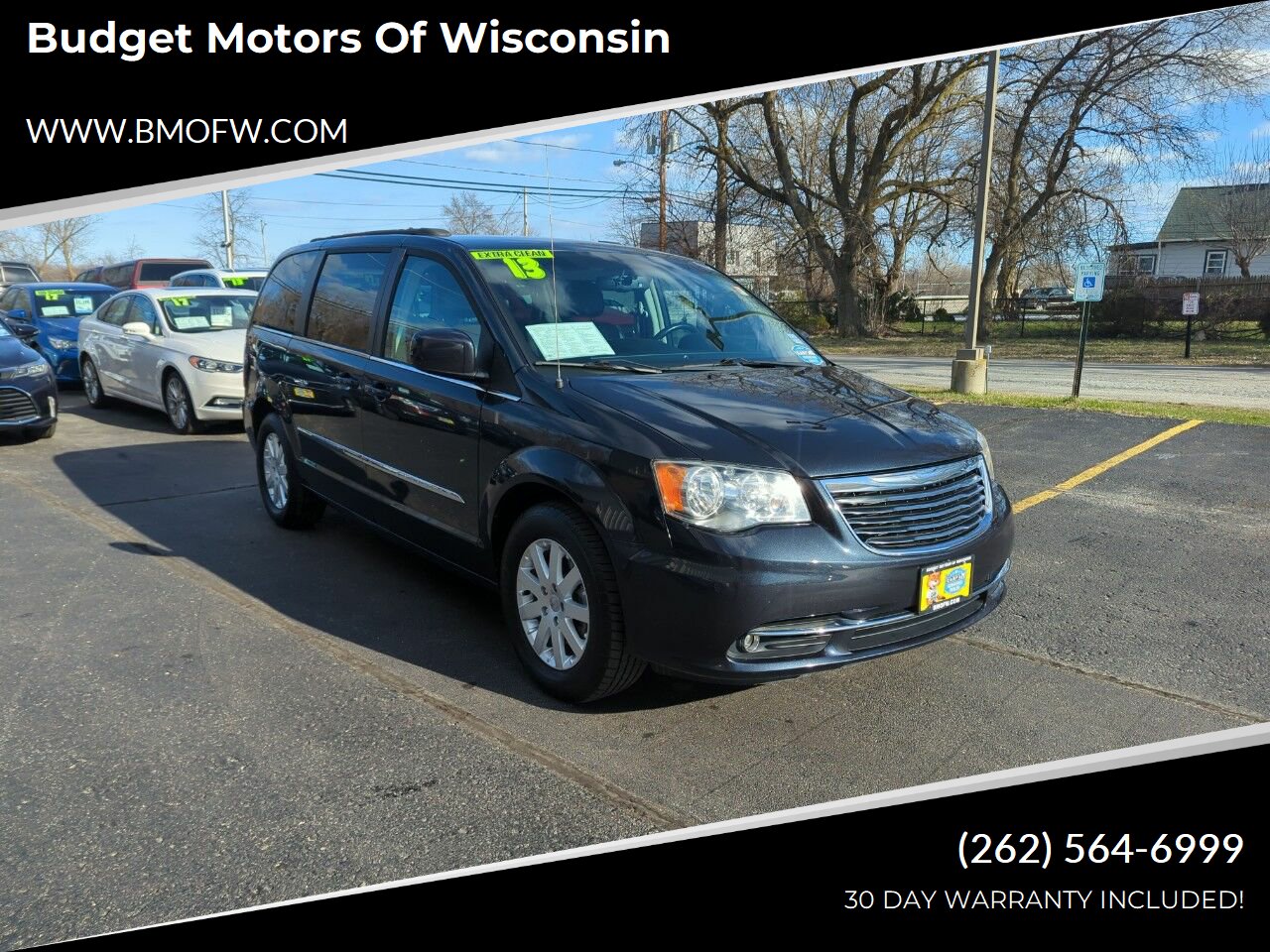 2013 Chrysler Town & Country Racine WI