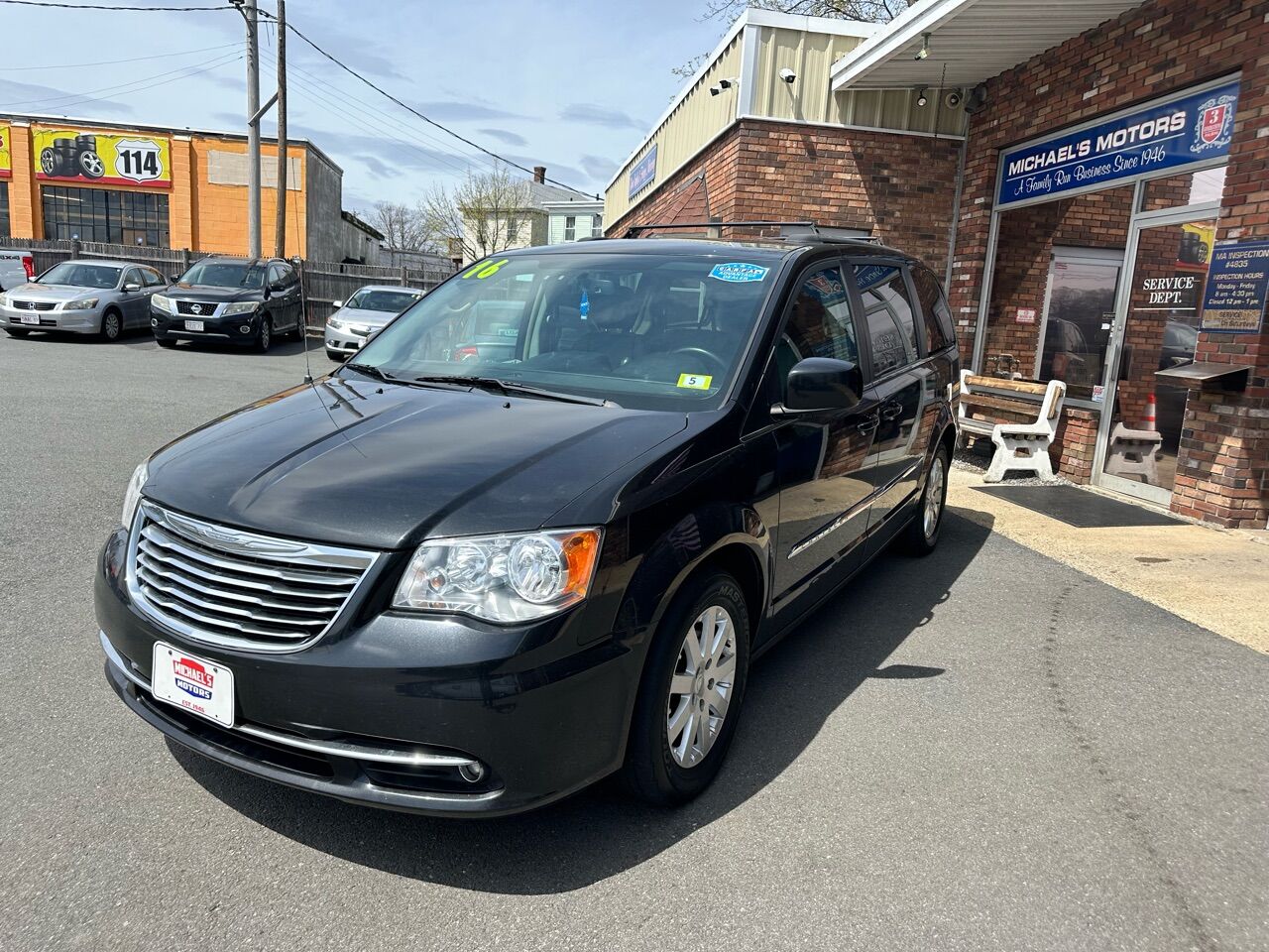 2016 Chrysler Town & Country Lawrence MA