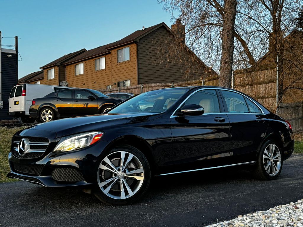 2015 Mercedes-Benz C-Class East Dundee IL