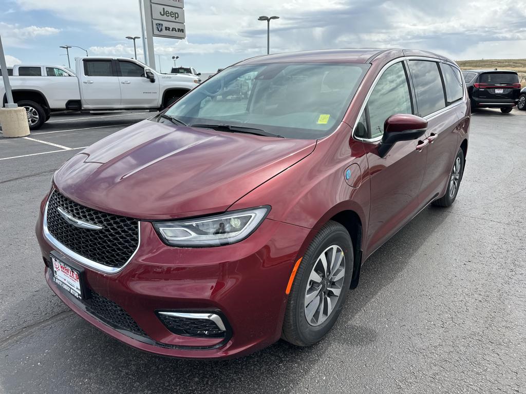 2023 Chrysler Pacifica Gillette WY