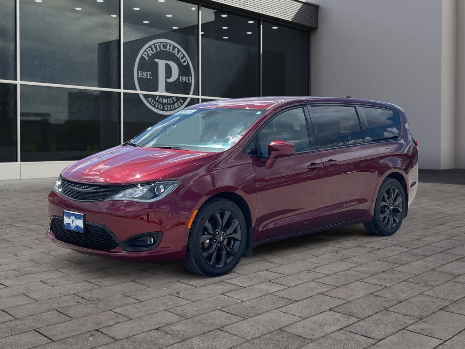 2020 Chrysler Pacifica Forest City IA