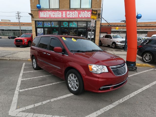 2016 Chrysler Town & Country Cicero IL