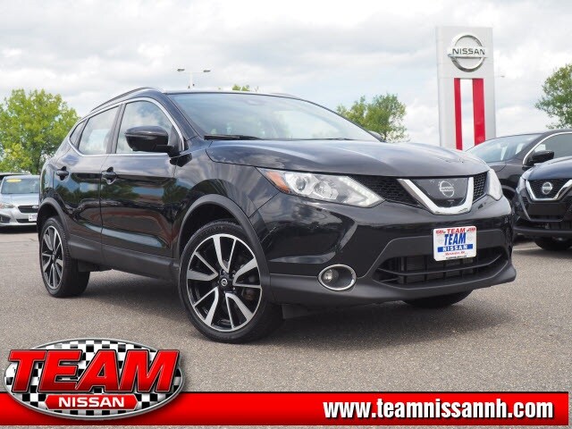 2017 NISSAN ROGUE SPORT SL