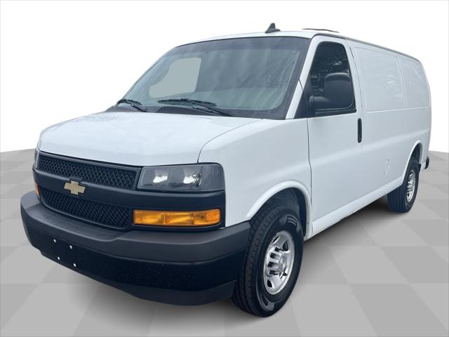 2021 Chevrolet Express Painesville OH